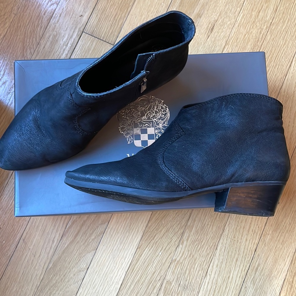 Vince Camuto ankle boot